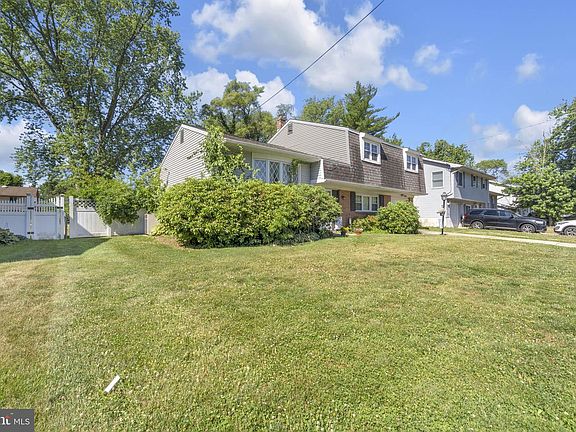 4th image of 113 Lafayette Rd