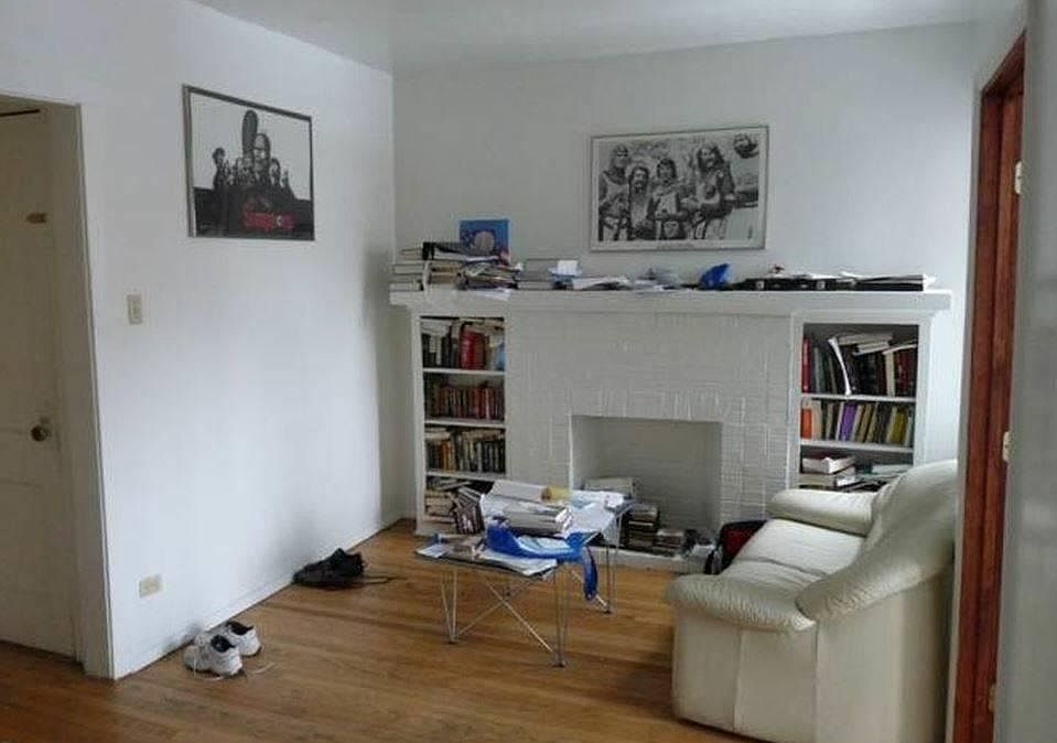 1st image of 2639 W Ainslie St APT 3D