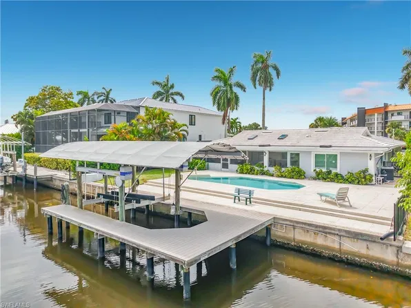 225 3rd ST, BONITA SPRINGS, FL 34134