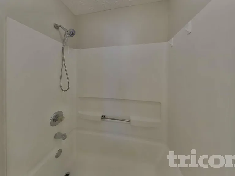 417 Carrie Ct — Photo 17