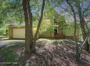 356 Windy Bush Rd, Pocono Pines, PA 18350
