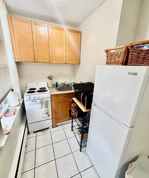 41 Anderson St #4 — Photo 2