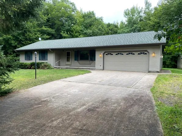 3451 S Teneyck Rd, Sault Sainte Marie, MI 49783