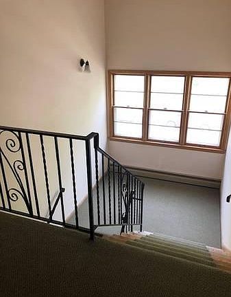 3rd image of 2500 Pleasant Ave #1