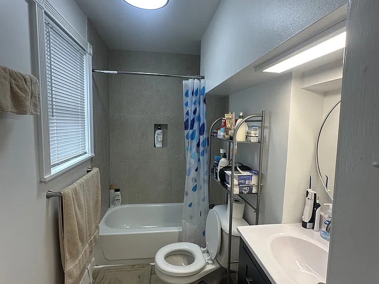 1303 Wilmot St #21 — Photo 3