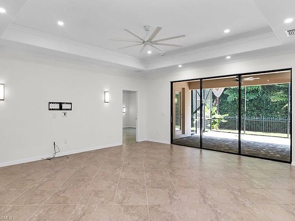 4th image of 9357 Glenforest Dr