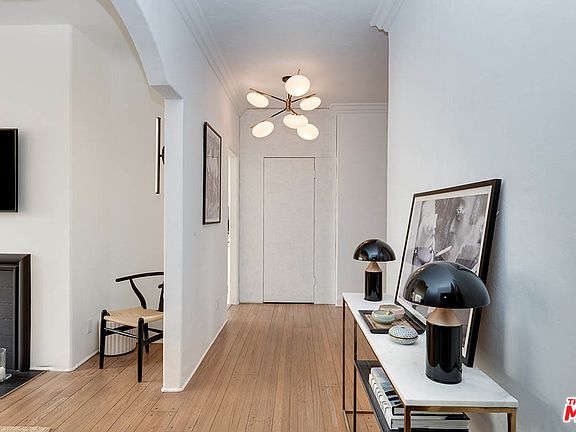 5th image of 1345 N Hayworth Ave APT 214