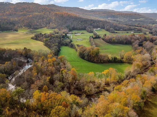 2339 Cane Creek Cummingsville Rd, Spencer, TN 38585