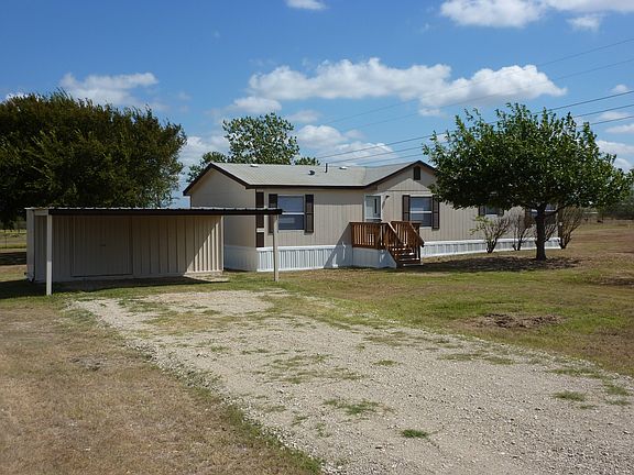 4th image of 4000 Applewood Ct #18