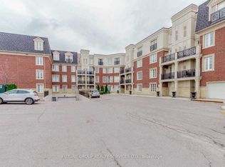 3351 Cawthra Rd #423, Mississauga, ON L5A 4N5