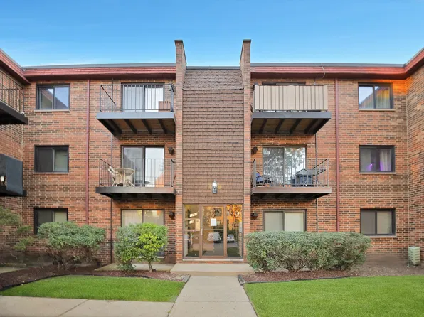 1783 W Algonquin Rd APT 3A, Mount Prospect, IL 60056