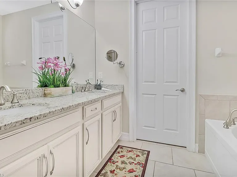 14561 Tuscany Pointe Trl — Photo 11