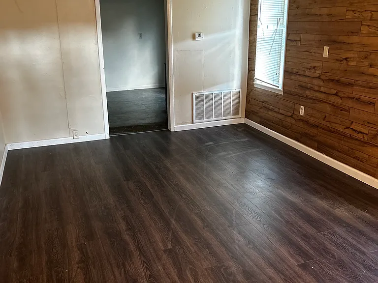 204 N Fawn St — Photo 4