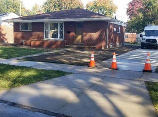 238 Burtman Dr, Troy, MI 48083