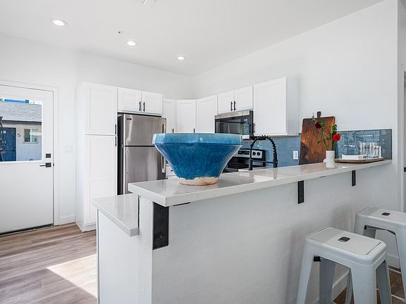 Island Kitchen