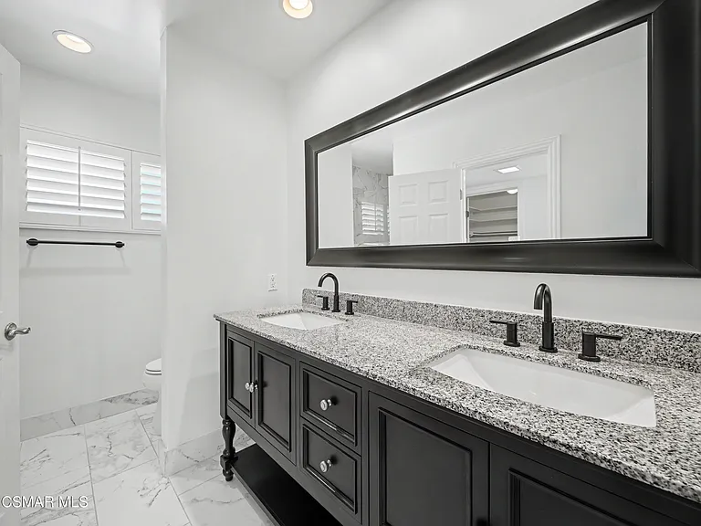 22777 Brenford St — Photo 26