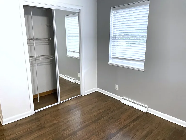 3840 N Glenridge Rd — Photo 18