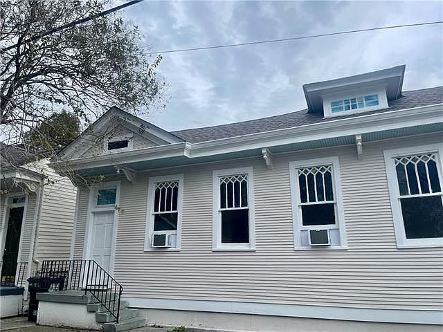 1st image of 632 N Solomon St