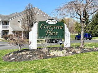 108 Evergreen Pl, Rensselaer, NY 12144