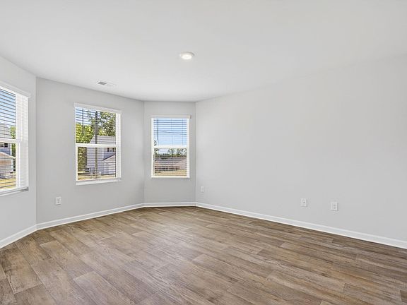5th image of 188 Emory Rd