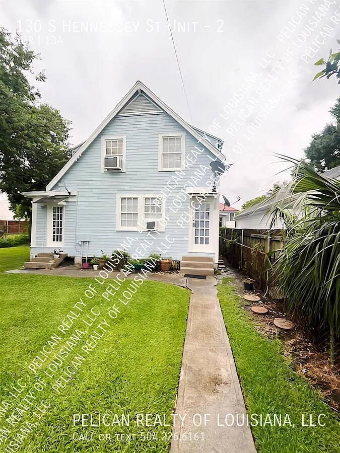 2 bed, $1,000 — Photo 1