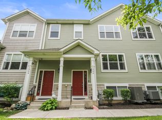 1906 Rena Ln, Yorkville, IL 60560