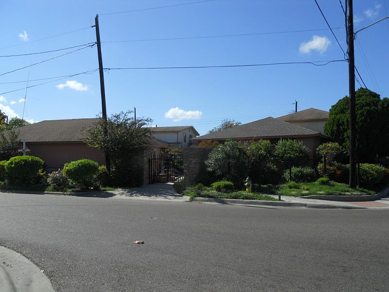 1st image of 4201 Green Grove Dr
