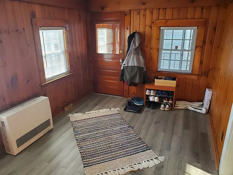 17 Norton St #2 — Photo 3