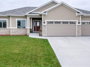 700 NE 21st St, Grimes, IA 50111