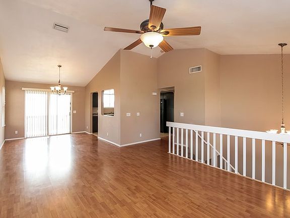 3rd image of 8905 W Vernon Ave