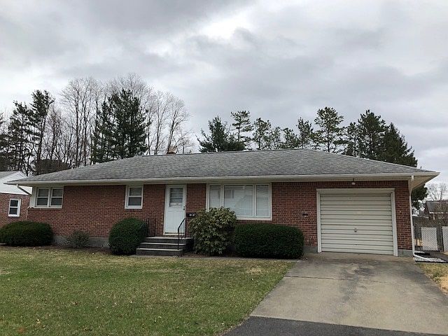 1st image of 10 Lanci Ln