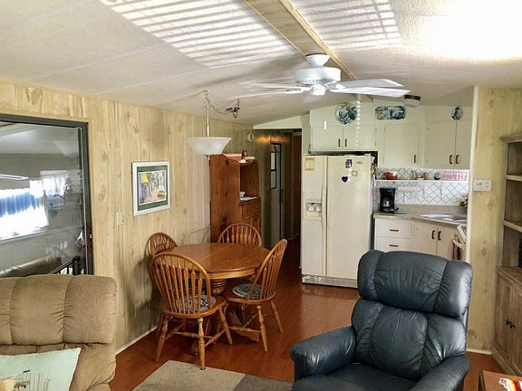 3rd image of 179 Forest Lake Dr