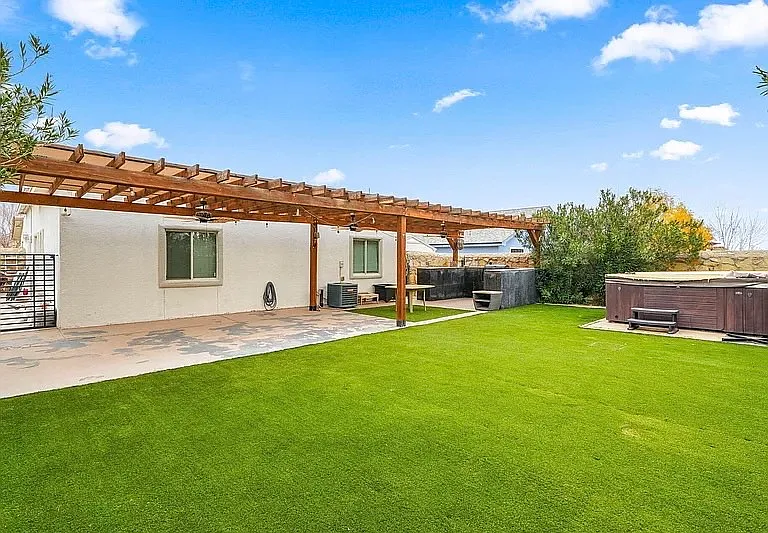 14308 Desert Orchid Dr — Photo 18