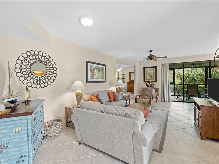 27190 Oakwood Lake Dr #102 — Photo 3