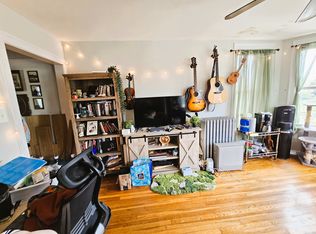 1550 W Birchwood Ave #2, Chicago, IL 60626