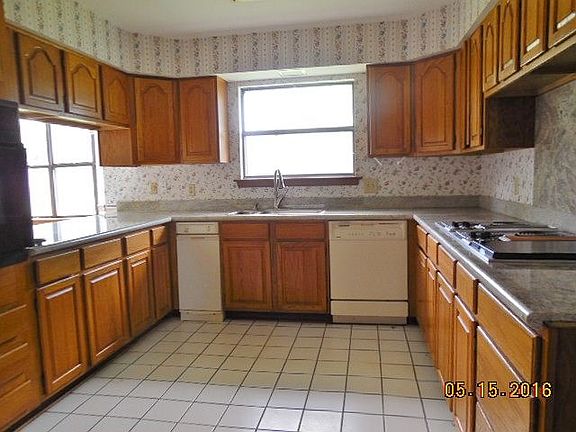 5th image of 2160 Augusta Dr