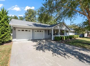 830 Plantation Blvd, Sikeston, MO 63801