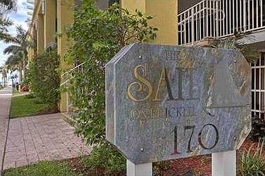1st image of 170 SE 14th St APT 1707