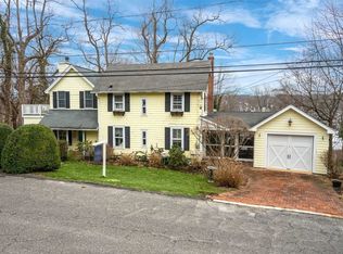 206 Bayview Ter, Port Jefferson, NY 11777