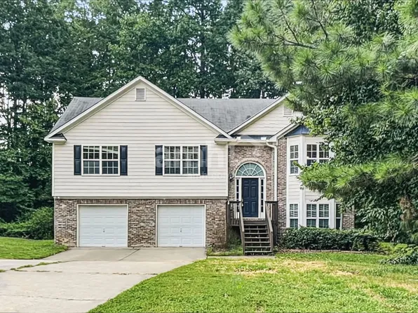 1954 Firelight Ln, Buford, GA 30519