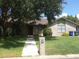 512 Saint James Dr, Laredo, TX 78041