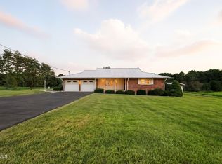 1201 Gray Station Rd, Gray, TN 37615