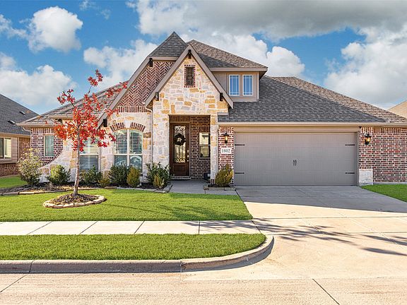 2nd image of 1802 Emerald Vista Blvd