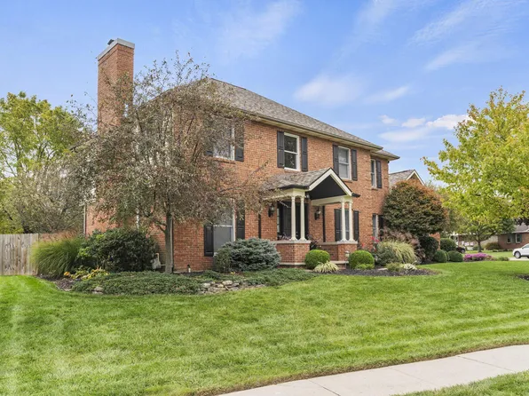 795 Pinehurst Dr, Tipp City, OH 45371