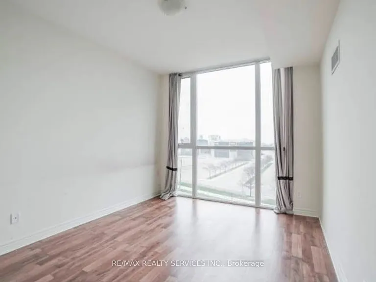 339 Rathburn Rd W #602 — Photo 10