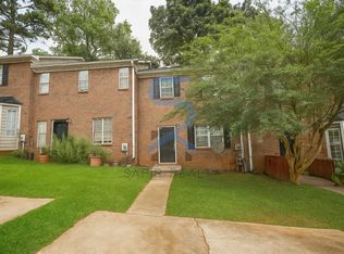 7215 Crestside Dr, Austell, GA 30168