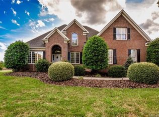166 Canterbury Place Rd, Mooresville, NC 28115