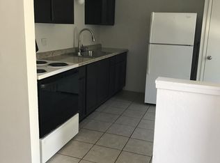 360 N Clark St, Fresno, CA