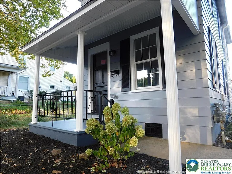 1414 Iron St — Photo 3