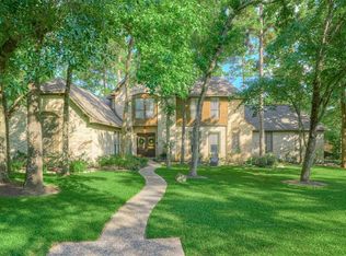 9 Knoll Pines Ct, Spring, TX 77381